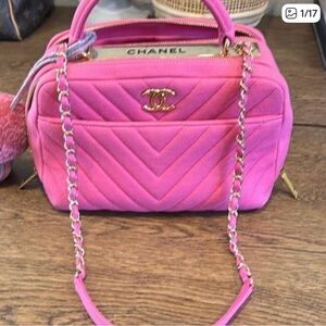 Chanel rare fuchia pink Pink Chevron Quilted trendy Shoulder Bag